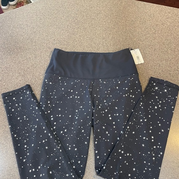 🆕 “Cut The Frills” Premium Silver Stars AllOver Print Leggings, Size Medium - Picture 2 of 6